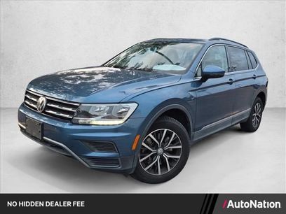 Used 2020 Volkswagen Tiguan SE w/ Panoramic Sunroof Package