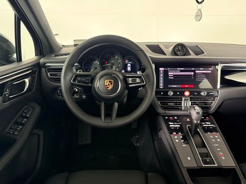 New 2026 Porsche Macan image 20