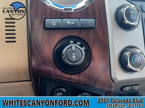 Used 2015 Ford F250 Lariat w/ Lariat Interior Package image 14