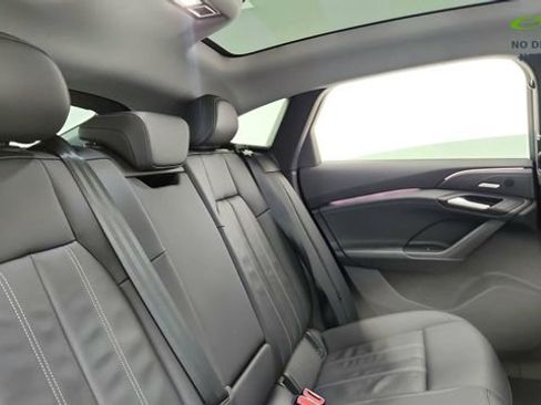 Used 2025 Audi A6 e-tron Premium Plus w/ Premium Plus RWD image 25