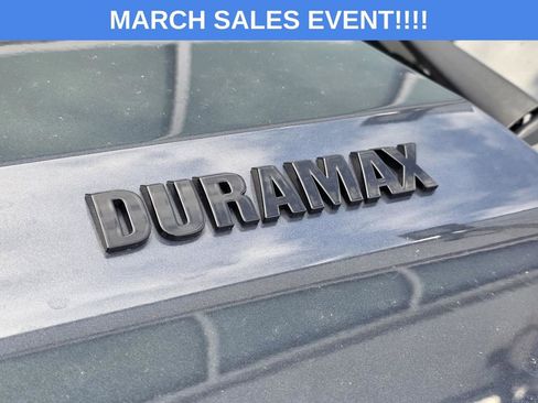 Used 2022 Chevrolet Silverado 1500 LTZ image 32