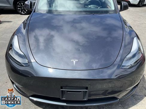 Used 2024 Tesla Model Y 2WD image 98