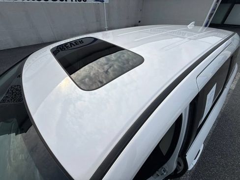 Certified 2025 Honda Odyssey EX-L image 17