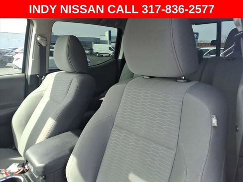 Used 2018 Toyota Tacoma SR w/ SR Convenience Package image 13