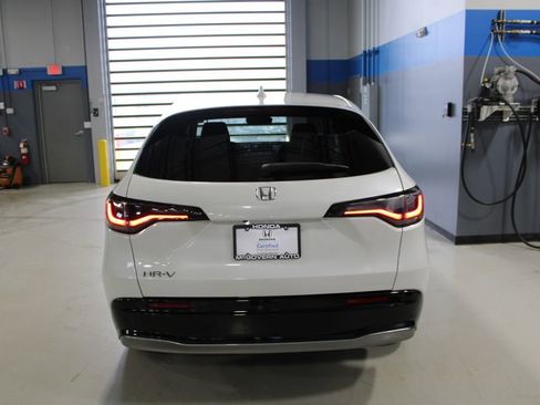 Certified 2025 Honda HR-V EX-L image 43