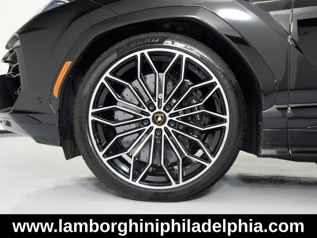 Used 2025 Lamborghini Urus S AWD/4WD image 9