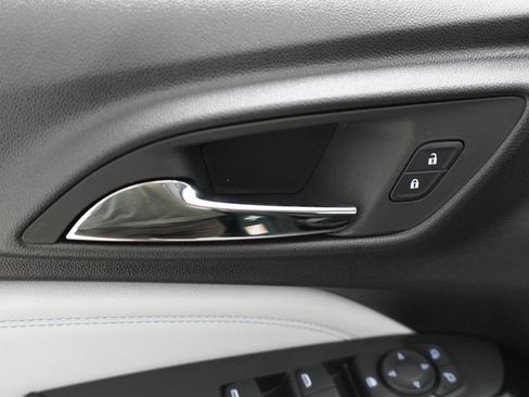 New 2026 Chevrolet Trax LT w/ Driver Confidence Package image 14