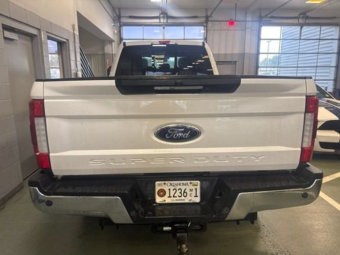 Used 2019 Ford F350 Lariat w/ Lariat Ultimate Package AWD/4WD image 4