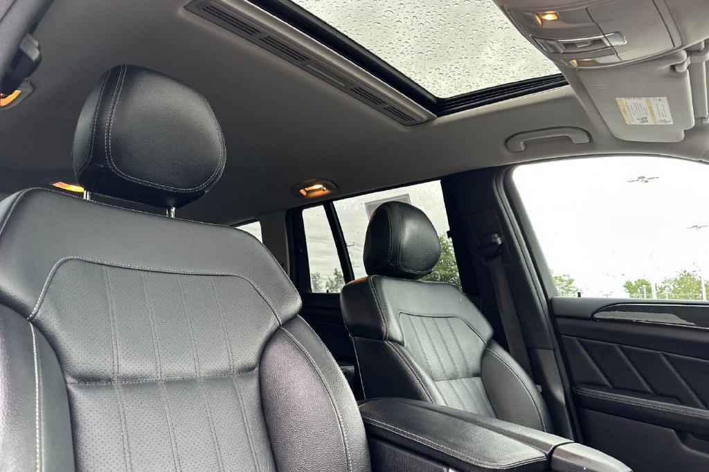 Used 2016 Mercedes-Benz GL 450 4MATIC image 21