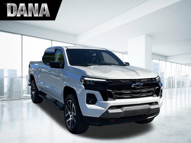 Used 2024 Chevrolet Colorado Z71 w/ Z71 Convenience Package 2 AWD/4WD image 1