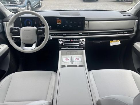 New 2026 Hyundai Santa Fe SE FWD image 4
