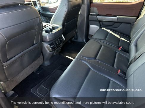 Used 2022 Ford F150 Lariat RWD image 12