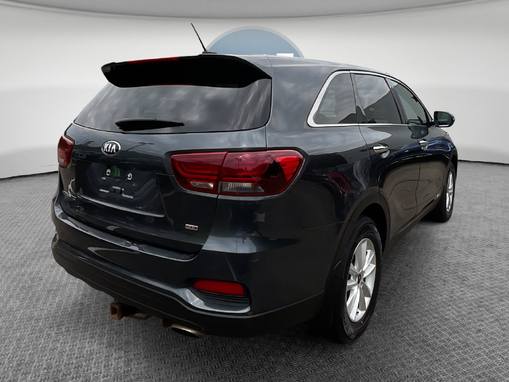 Used 2020 Kia Sorento LX AWD/4WD image 3