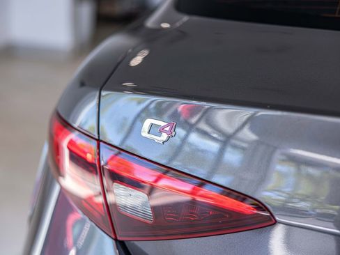 Used 2022 Alfa Romeo Giulia Ti AWD/4WD image 16