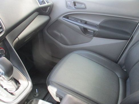 Used 2022 Ford Transit Connect XL image 19