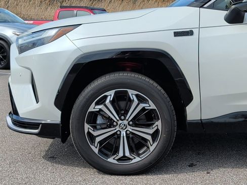 Used 2022 Toyota RAV4 XSE w/ Premium Package image 3