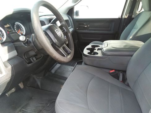 Used 2013 RAM 2500 Tradesman w/ Chrome Appearance Group image 13