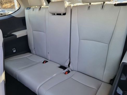 Used 2024 Toyota Grand Highlander XLE image 14
