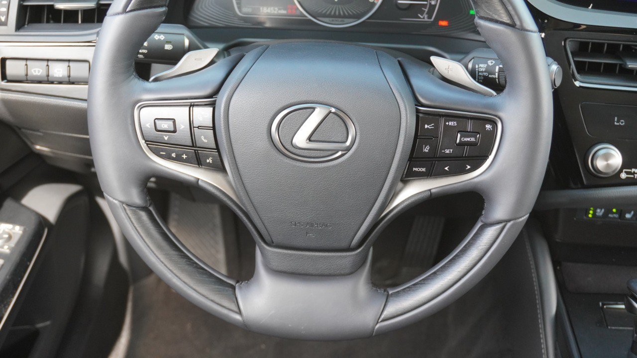 Certified 2024 Lexus ES 350 Ultra Luxury w/ Accessory Package (Z2) FWD image 29