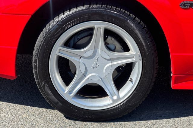 Used 2001 Ford Mustang GT RWD image 22