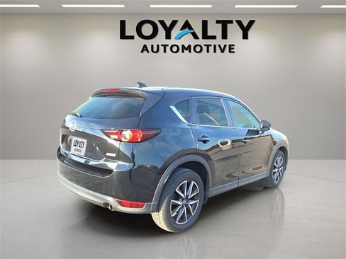 Used 2018 MAZDA CX-5 Touring w/ Preferred Equipment Package image 5
