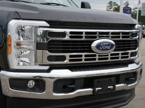 Used 2024 Ford F250 XLT AWD/4WD image 26