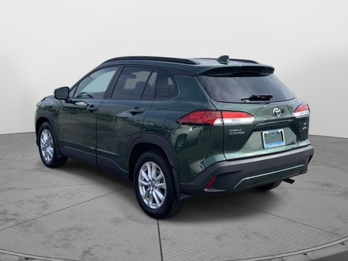 Used 2022 Toyota Corolla Cross LE w/ Moonroof Package AWD/4WD image 5