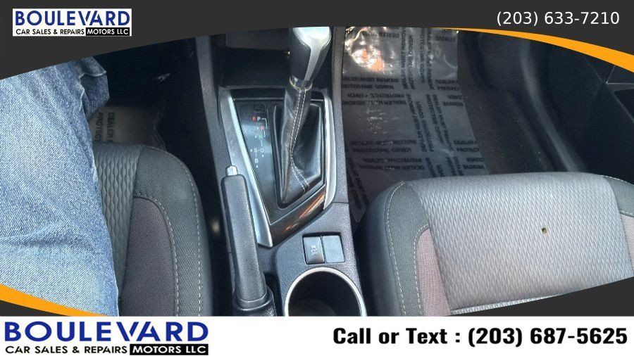 Used 2019 Toyota Corolla LE FWD image 15