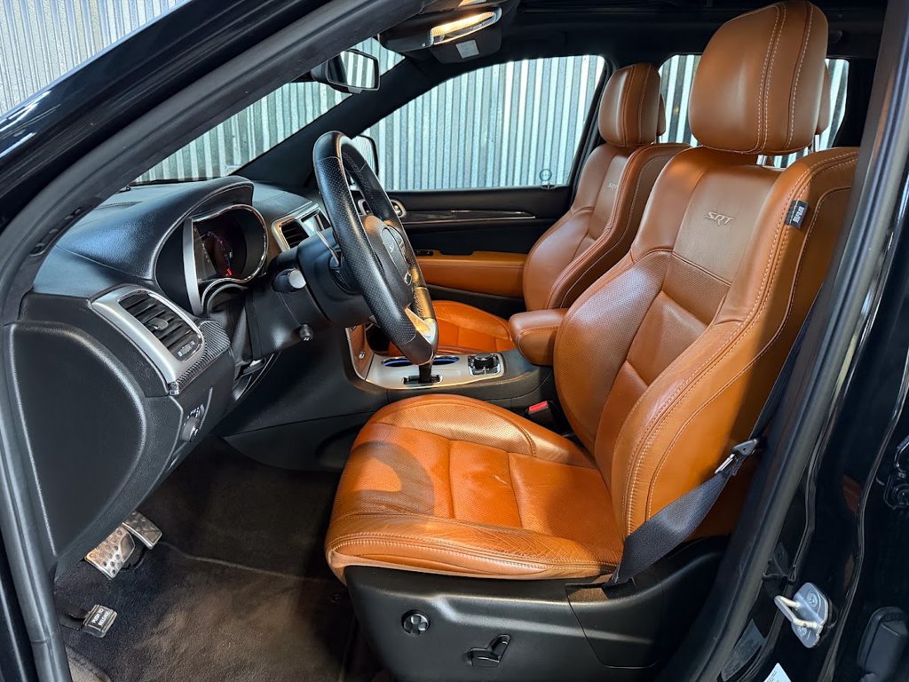 Used 2014 Jeep Grand Cherokee SRT8 w/ Luxury Group II AWD/4WD image 11