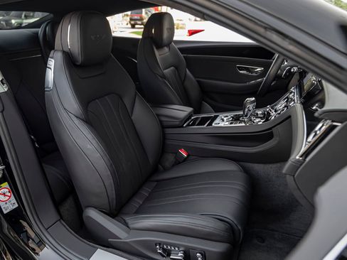 Used 2023 Bentley Continental GT Mulliner AWD/4WD image 28