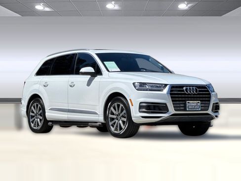 Used 2017 Audi Q7 3.0T Premium Plus w/ Premium Plus Package AWD/4WD image 6
