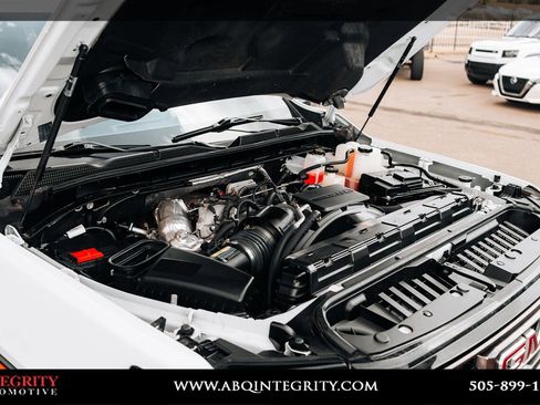 Used 2025 GMC Sierra 2500 AT4X image 61