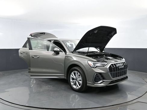 Used 2025 Audi Q3 2.0T Premium w/ Convenience Package AWD/4WD image 28