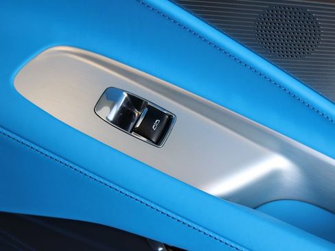 Used 2023 Chevrolet Corvette Stingray Premium Conv w/ Z51 Performance Package image 26