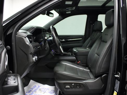 Used 2022 GMC Yukon Denali AWD/4WD image 12