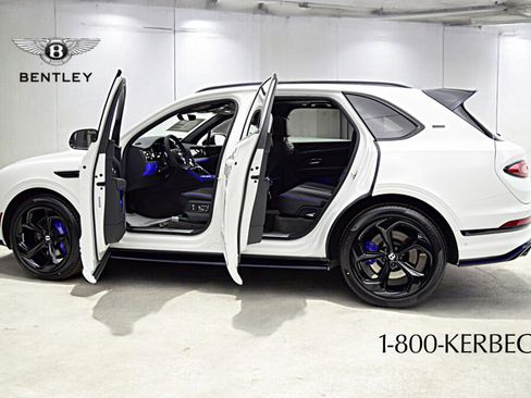 New 2025 Bentley Bentayga image 5