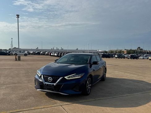 Used 2021 Nissan Maxima 3.5 SV w/ Floor Mat Group FWD image 8