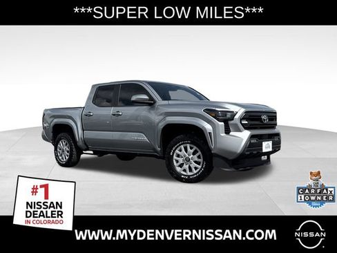 Used 2025 Toyota Tacoma SR5 image 1