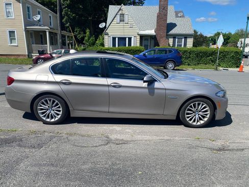 Used 2015 BMW 528i Sedan RWD image 4