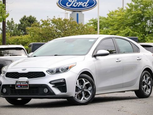 Used 2021 Kia Forte LXS FWD image 1