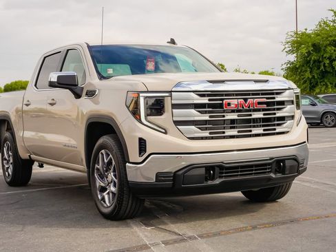 New 2026 GMC Sierra 1500 SLE image 5