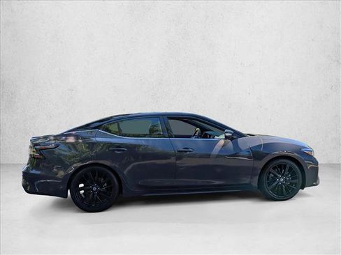 Used 2021 Nissan Maxima Platinum w/ 40th Anniversary Package FWD image 4