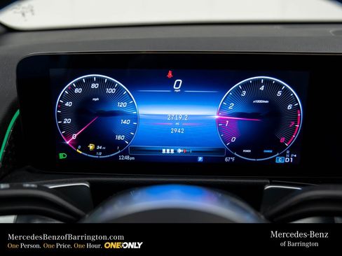 New 2025 Mercedes-Benz GLB 250 4MATIC image 15