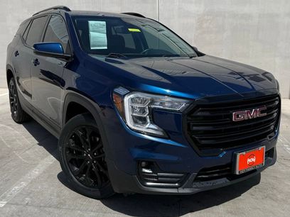 Used 2022 GMC Terrain SLT w/ Infotainment Package II