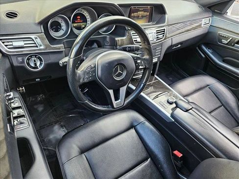 Used 2016 Mercedes-Benz E 350 Sedan image 9