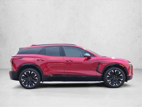 Used 2024 Chevrolet Blazer EV RS AWD/4WD image 4