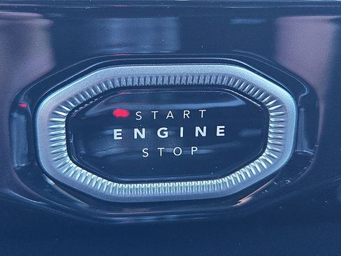 New 2026 Jeep Grand Cherokee Limited image 18