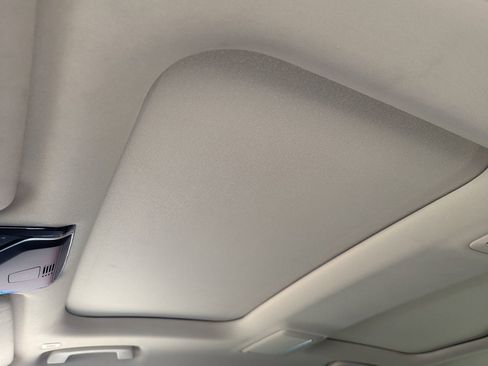 Used 2018 BMW 740e xDrive w/ Driver Assistance Package image 28