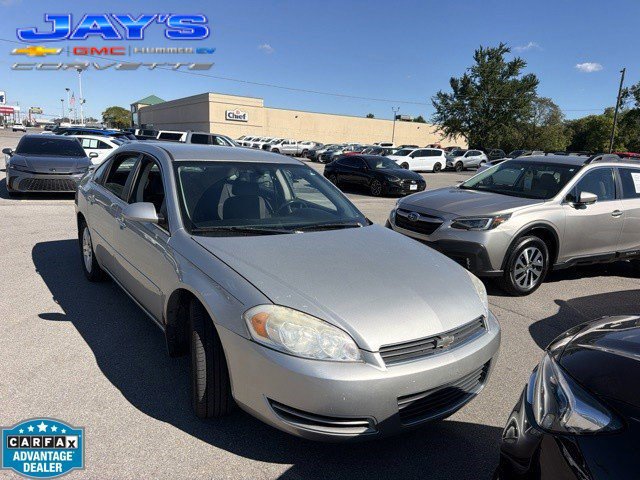 Used 2008 Chevrolet Impala LT FWD image 1