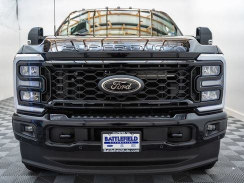 New 2026 Ford F250 Lariat w/ Black Appearance Package AWD/4WD image 2